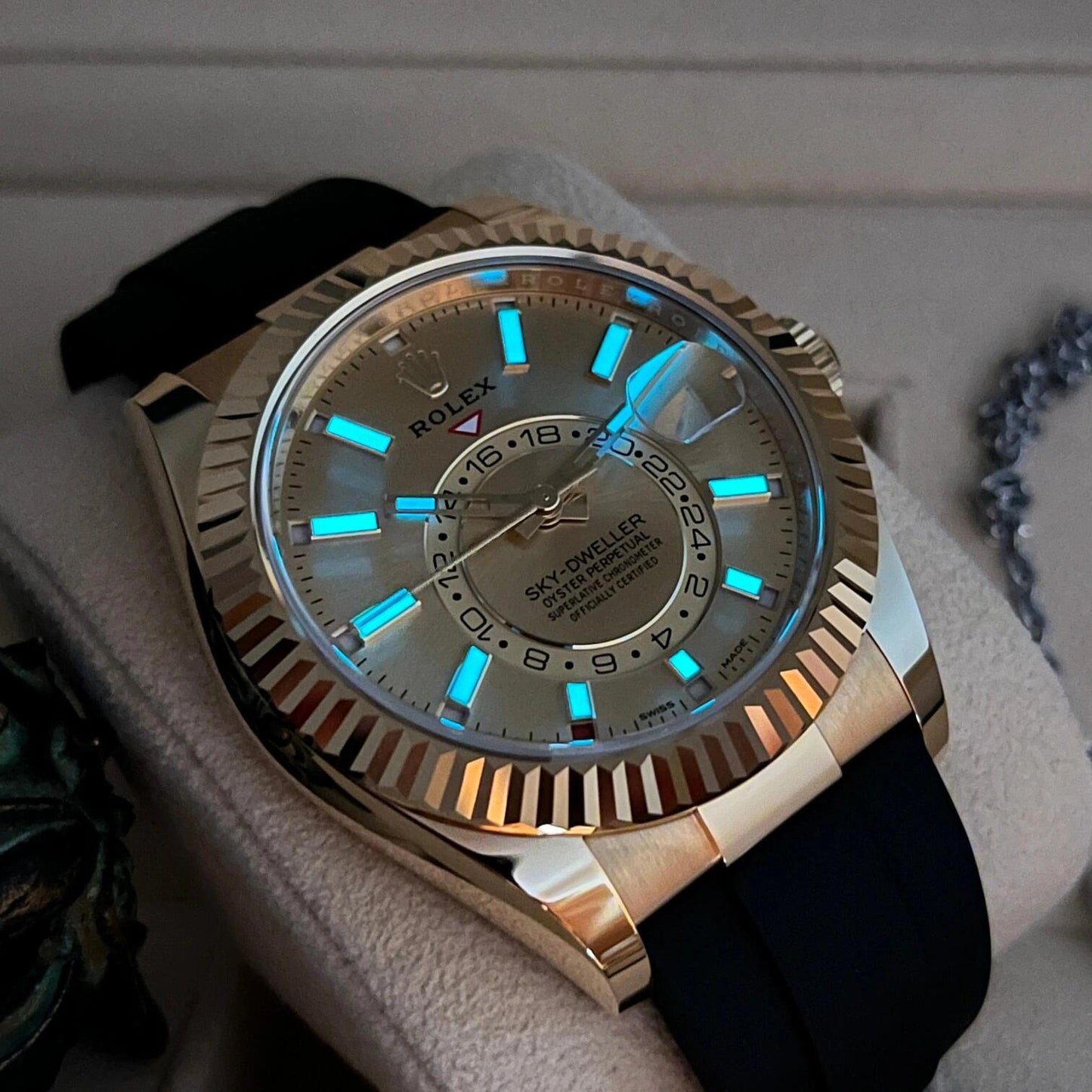 RL Sky-Dweller Champagne Yellow Gold Oysterflex
